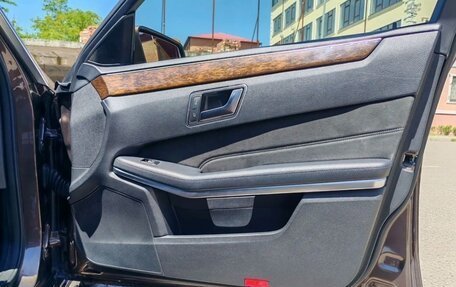 Mercedes-Benz E-Класс, 2014 год, 2 300 000 рублей, 16 фотография
