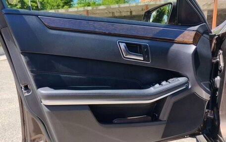 Mercedes-Benz E-Класс, 2014 год, 2 300 000 рублей, 15 фотография