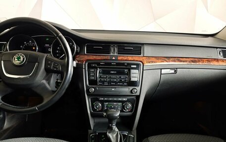 Skoda Superb III рестайлинг, 2011 год, 769 000 рублей, 12 фотография