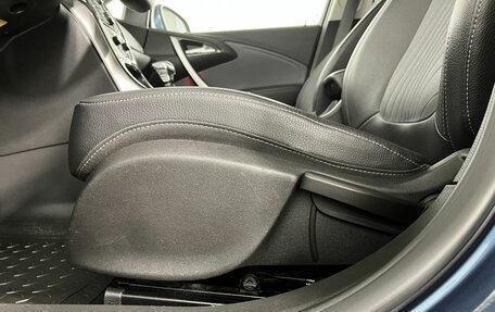 Opel Astra J, 2013 год, 784 000 рублей, 10 фотография