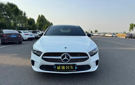 Mercedes-Benz A-Класс, 2022 год, 1 580 000 рублей, 3 фотография