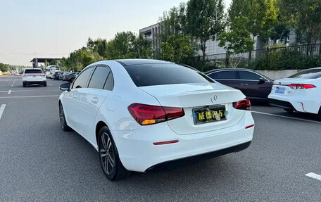 Mercedes-Benz A-Класс, 2022 год, 1 580 000 рублей, 6 фотография