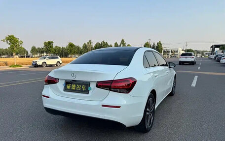 Mercedes-Benz A-Класс, 2022 год, 1 580 000 рублей, 7 фотография