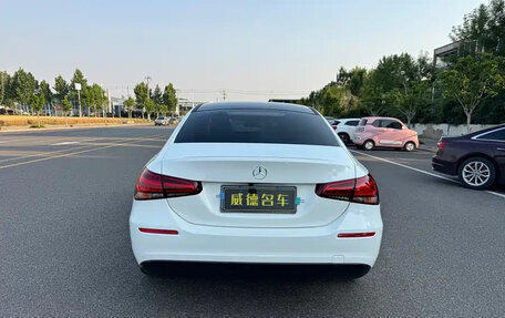 Mercedes-Benz A-Класс, 2022 год, 1 580 000 рублей, 5 фотография