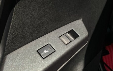 Toyota RAV4, 2019 год, 2 799 000 рублей, 34 фотография