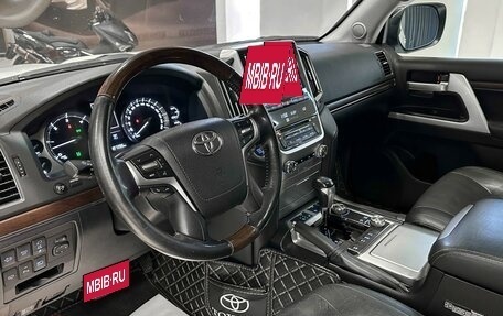 Toyota Land Cruiser 200, 2019 год, 7 277 000 рублей, 11 фотография