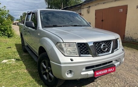 Nissan Navara (Frontier), 2006 год, 940 000 рублей, 1 фотография