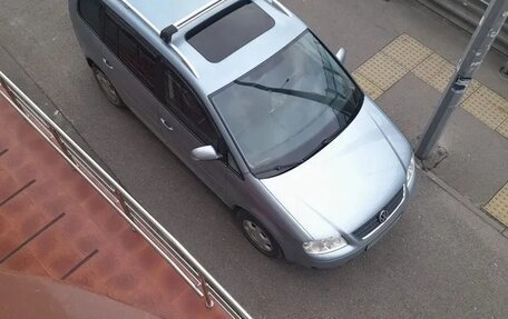 Volkswagen Touran III, 2006 год, 750 000 рублей, 5 фотография