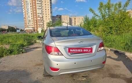 Hyundai Solaris II рестайлинг, 2013 год, 650 000 рублей, 5 фотография