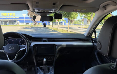 Volkswagen Passat B8 рестайлинг, 2021 год, 3 700 000 рублей, 24 фотография