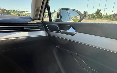 Volkswagen Passat B8 рестайлинг, 2021 год, 3 700 000 рублей, 39 фотография