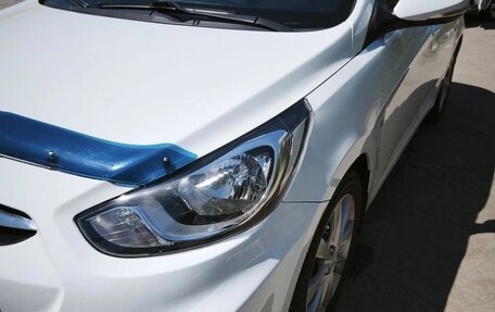 Hyundai Solaris II рестайлинг, 2011 год, 850 000 рублей, 4 фотография