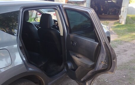 Nissan Qashqai, 2007 год, 800 000 рублей, 2 фотография