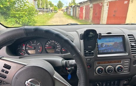 Nissan Navara (Frontier), 2006 год, 940 000 рублей, 7 фотография