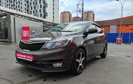 KIA Rio III рестайлинг, 2015 год, 1 100 000 рублей, 2 фотография