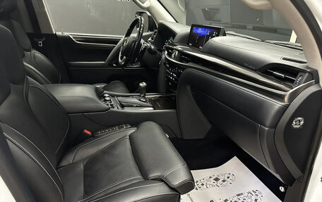 Lexus LX III, 2016 год, 6 100 000 рублей, 9 фотография