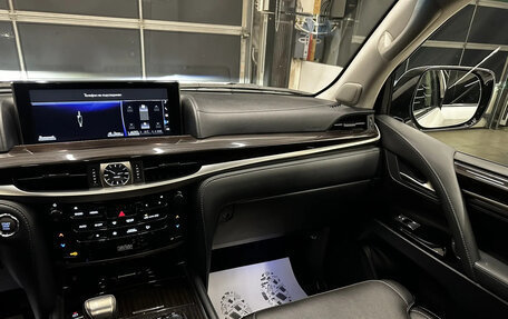 Lexus LX III, 2016 год, 6 100 000 рублей, 13 фотография