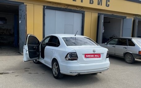 Volkswagen Polo VI (EU Market), 2015 год, 600 000 рублей, 5 фотография