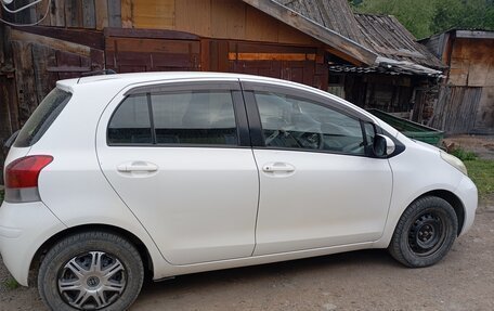 Toyota Vitz, 2010 год, 650 000 рублей, 3 фотография