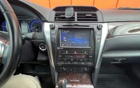 Toyota Camry, 2017 год, 1 700 000 рублей, 5 фотография
