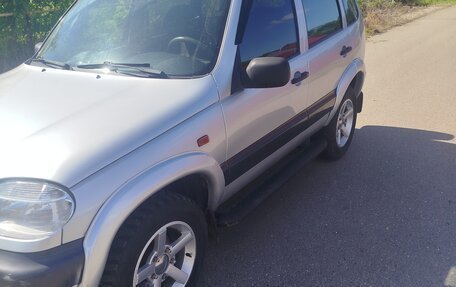 Chevrolet Niva I рестайлинг, 2005 год, 415 000 рублей, 2 фотография