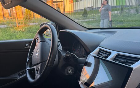 Hyundai Solaris II рестайлинг, 2015 год, 1 100 000 рублей, 6 фотография