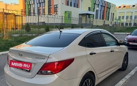 Hyundai Solaris II рестайлинг, 2015 год, 1 100 000 рублей, 5 фотография