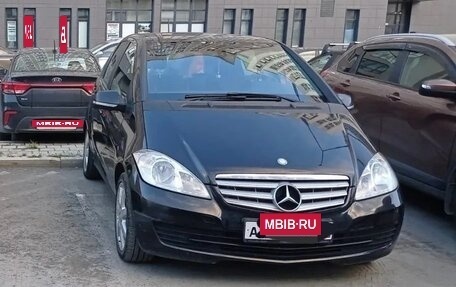 Mercedes-Benz A-Класс, 2011 год, 710 000 рублей, 2 фотография