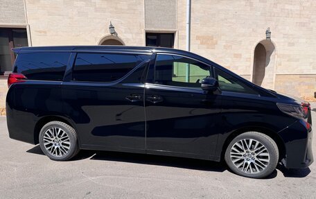 Toyota Alphard III, 2016 год, 4 400 000 рублей, 15 фотография