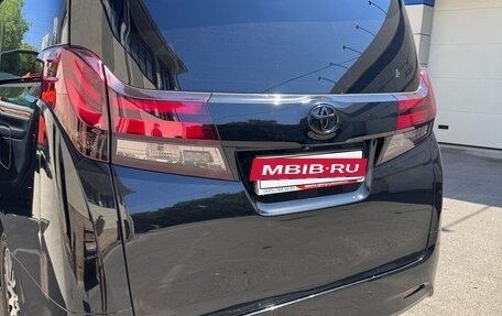 Toyota Alphard III, 2016 год, 4 400 000 рублей, 21 фотография