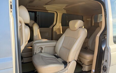 Hyundai Grand Starex Grand Starex I рестайлинг 2, 2012 год, 1 100 000 рублей, 10 фотография