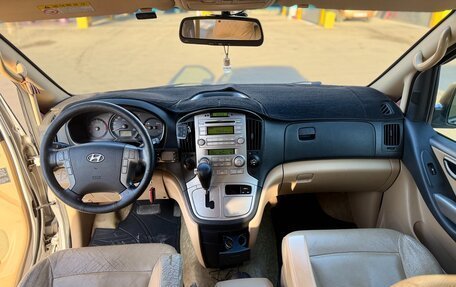 Hyundai Grand Starex Grand Starex I рестайлинг 2, 2012 год, 1 100 000 рублей, 12 фотография