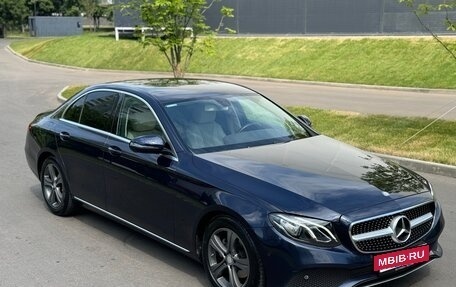 Mercedes-Benz E-Класс, 2016 год, 2 495 000 рублей, 3 фотография