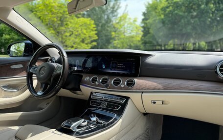 Mercedes-Benz E-Класс, 2016 год, 2 495 000 рублей, 37 фотография