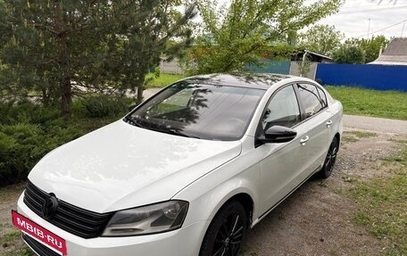 Volkswagen Passat B7, 2011 год, 950 000 рублей, 2 фотография