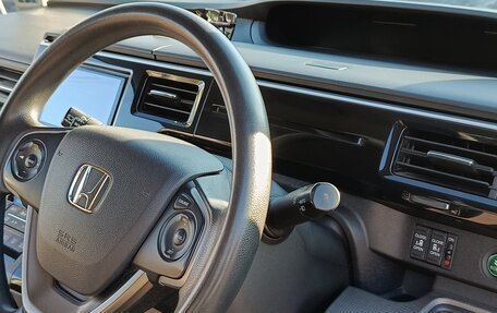 Honda Stepwgn IV, 2016 год, 1 780 000 рублей, 5 фотография