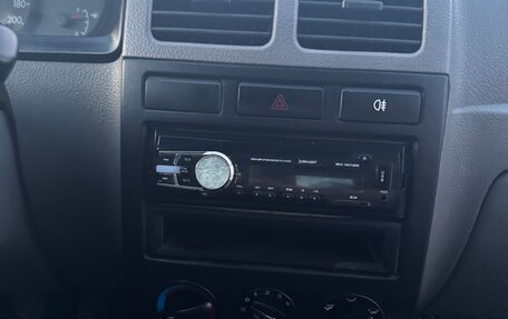 KIA Rio II, 2005 год, 100 000 рублей, 19 фотография