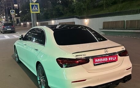 Mercedes-Benz E-Класс, 2021 год, 5 250 000 рублей, 13 фотография