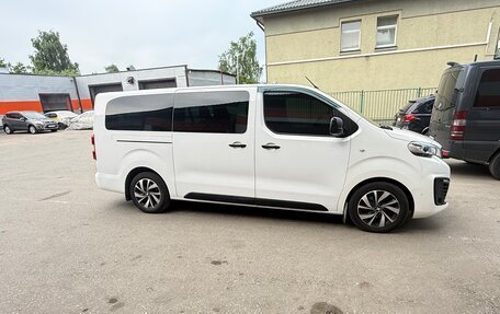 Peugeot Traveller I, 2021 год, 4 100 000 рублей, 2 фотография
