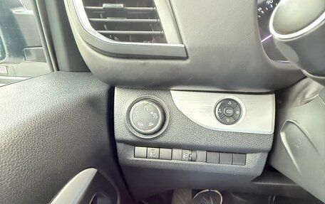Peugeot Traveller I, 2021 год, 4 100 000 рублей, 7 фотография