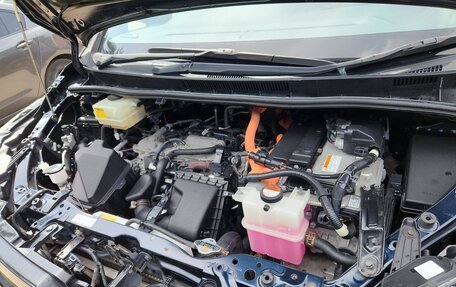 Toyota Voxy III, 2014 год, 1 850 000 рублей, 14 фотография