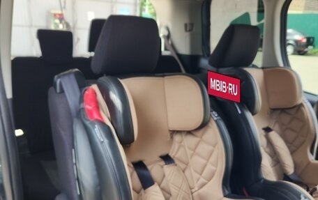 Toyota Voxy III, 2014 год, 1 850 000 рублей, 23 фотография