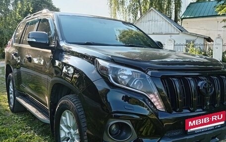 Toyota Land Cruiser Prado 150 рестайлинг 2, 2017 год, 3 600 000 рублей, 3 фотография