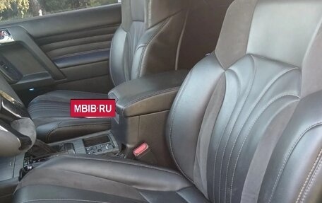 Toyota Land Cruiser Prado 150 рестайлинг 2, 2017 год, 3 600 000 рублей, 7 фотография