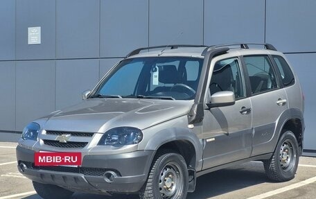 Chevrolet Niva I рестайлинг, 2016 год, 767 000 рублей, 3 фотография