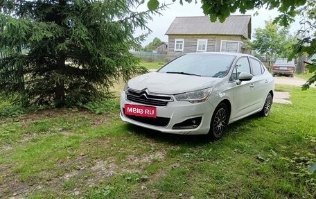 Citroen C4 II рестайлинг, 2015 год, 680 000 рублей, 3 фотография