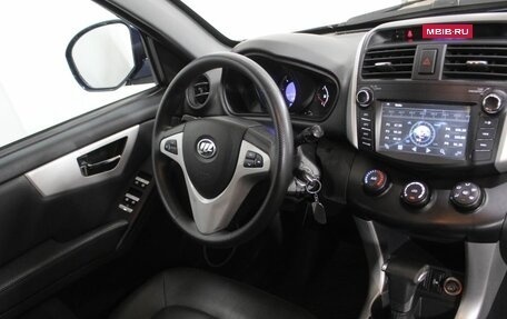 Lifan X60 I рестайлинг, 2016 год, 650 000 рублей, 12 фотография