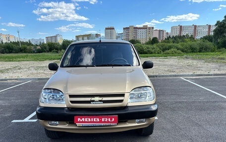 Chevrolet Niva I рестайлинг, 2005 год, 360 000 рублей, 1 фотография