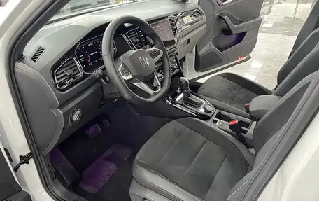 Volkswagen T-Roc I, 2021 год, 1 282 000 рублей, 7 фотография