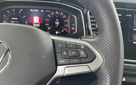 Volkswagen T-Roc I, 2021 год, 1 282 000 рублей, 10 фотография